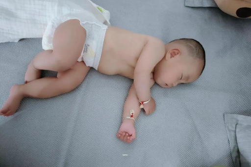 蓬莱宝宝尿有泡沫怎么回事
